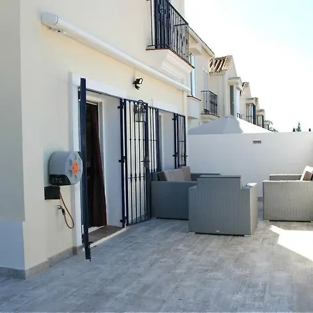 Holiday home Lovely 3 Bed Townhouse Close To Beach Rdr389