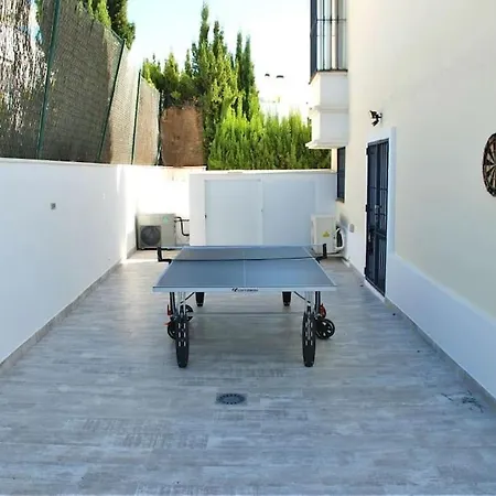 Holiday home Lovely 3 Bed Townhouse Close To Beach Rdr389 Marbella